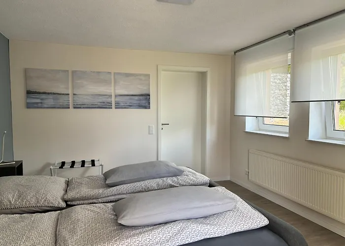 Ferienwohnung-mit-grosser-terrasse-und-garten-fuer-geniesser * Hartenfels