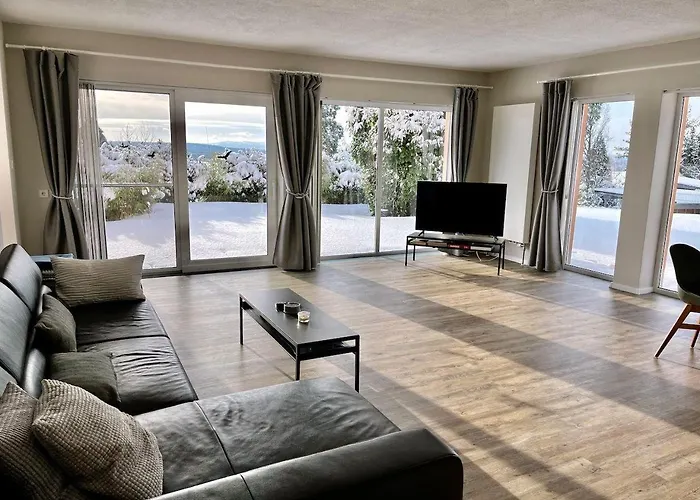 Apartamento Ferienwohnung-mit-grosser-terrasse-und-garten-fuer-geniesser *